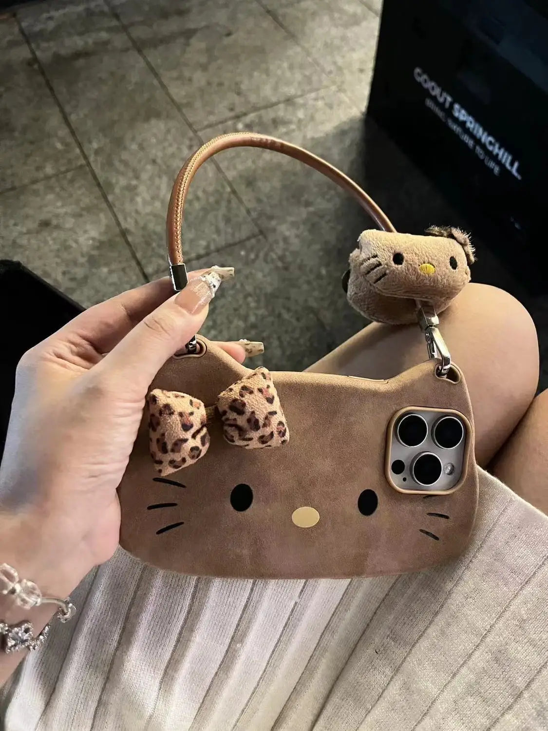Sanrio Hello Kitty Lovable Brown Leopard Print Bow Phone Case For iPhone 16 15 14 13 Pro Max Y2K Girl Cute Hand Strap Back Cover