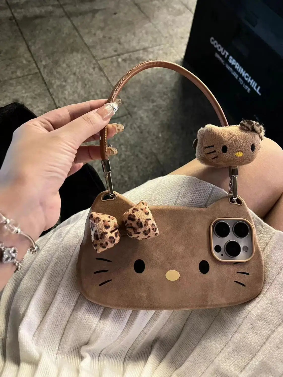 Sanrio Hello Kitty Lovable Brown Leopard Print Bow Phone Case For iPhone 16 15 14 13 Pro Max Y2K Girl Cute Hand Strap Back Cover